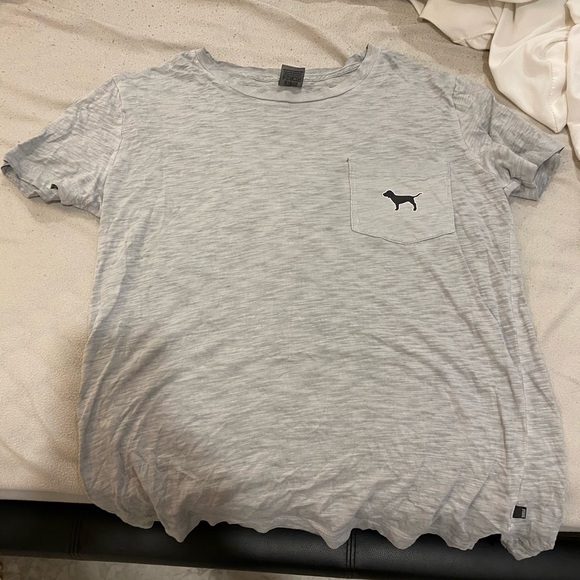 Tops - Picture 6 of 7